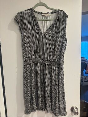 LOFT Black and White Chevron Midi Dress with V-Neck